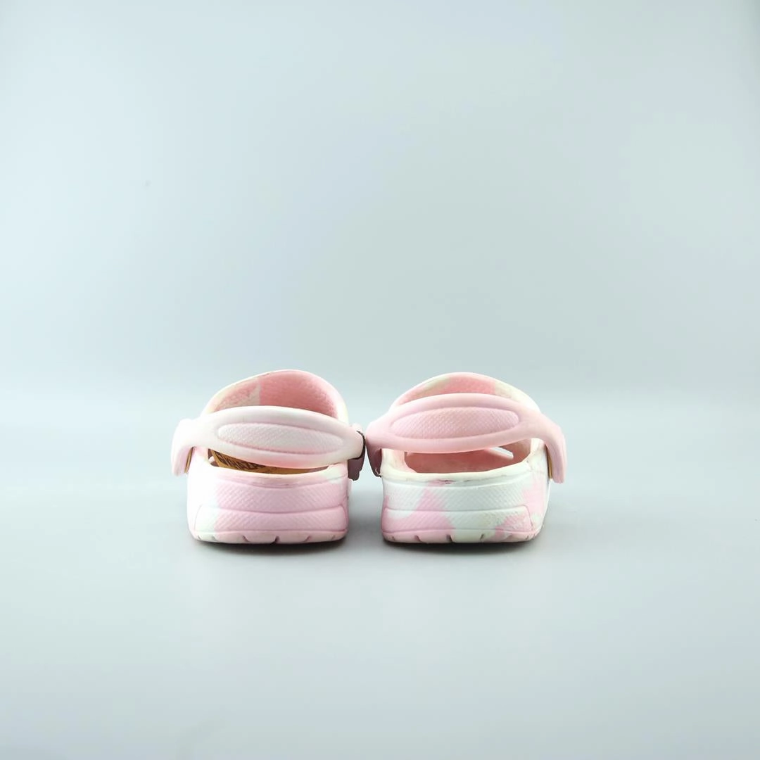 AMERICAN BRAND . classic styled shoe imagery