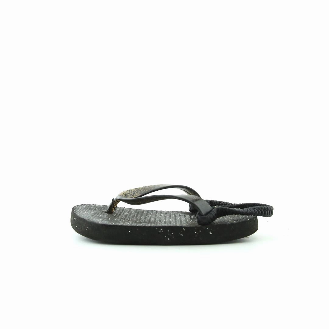 AMERICAN BRAND . classic styled shoe imagery