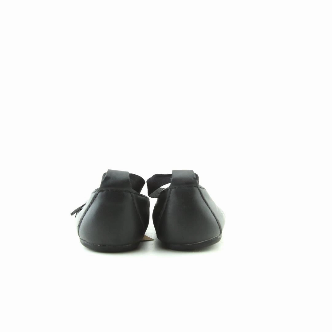 AMERICAN BRAND . classic styled shoe imagery