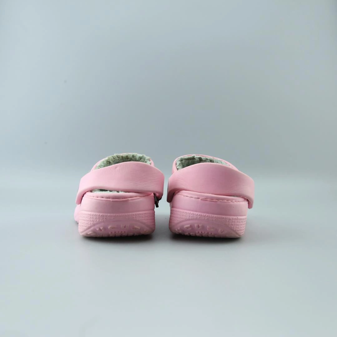 AMERICAN BRAND . classic styled shoe imagery
