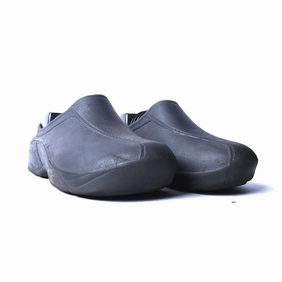 AMERICAN BRAND . classic styled shoe imagery