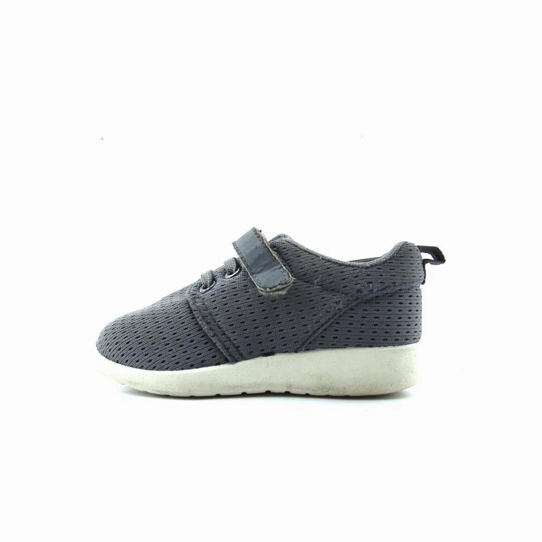 AMERICAN BRAND . American classic shoe designs