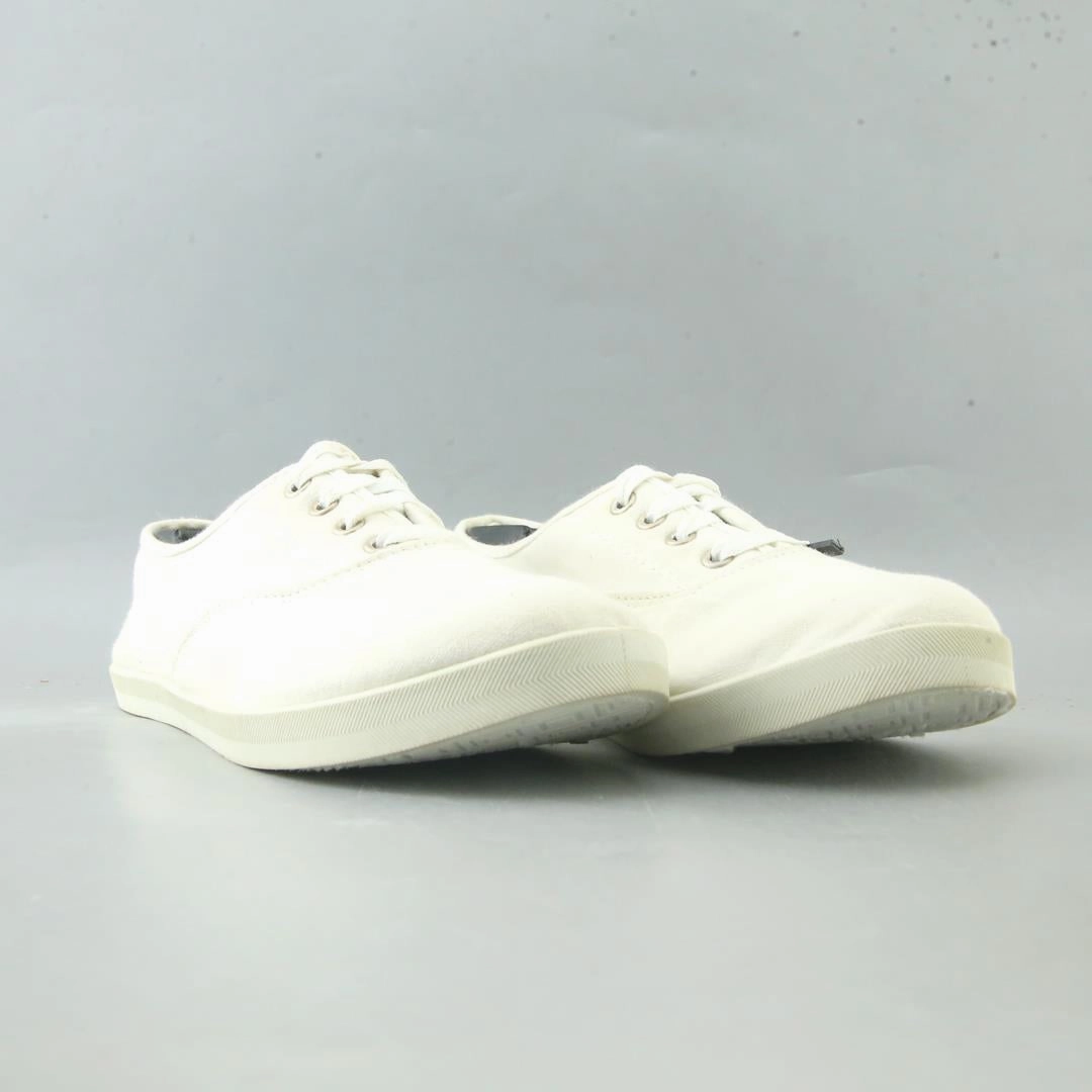 AMERICAN BRAND . classic styled shoe imagery
