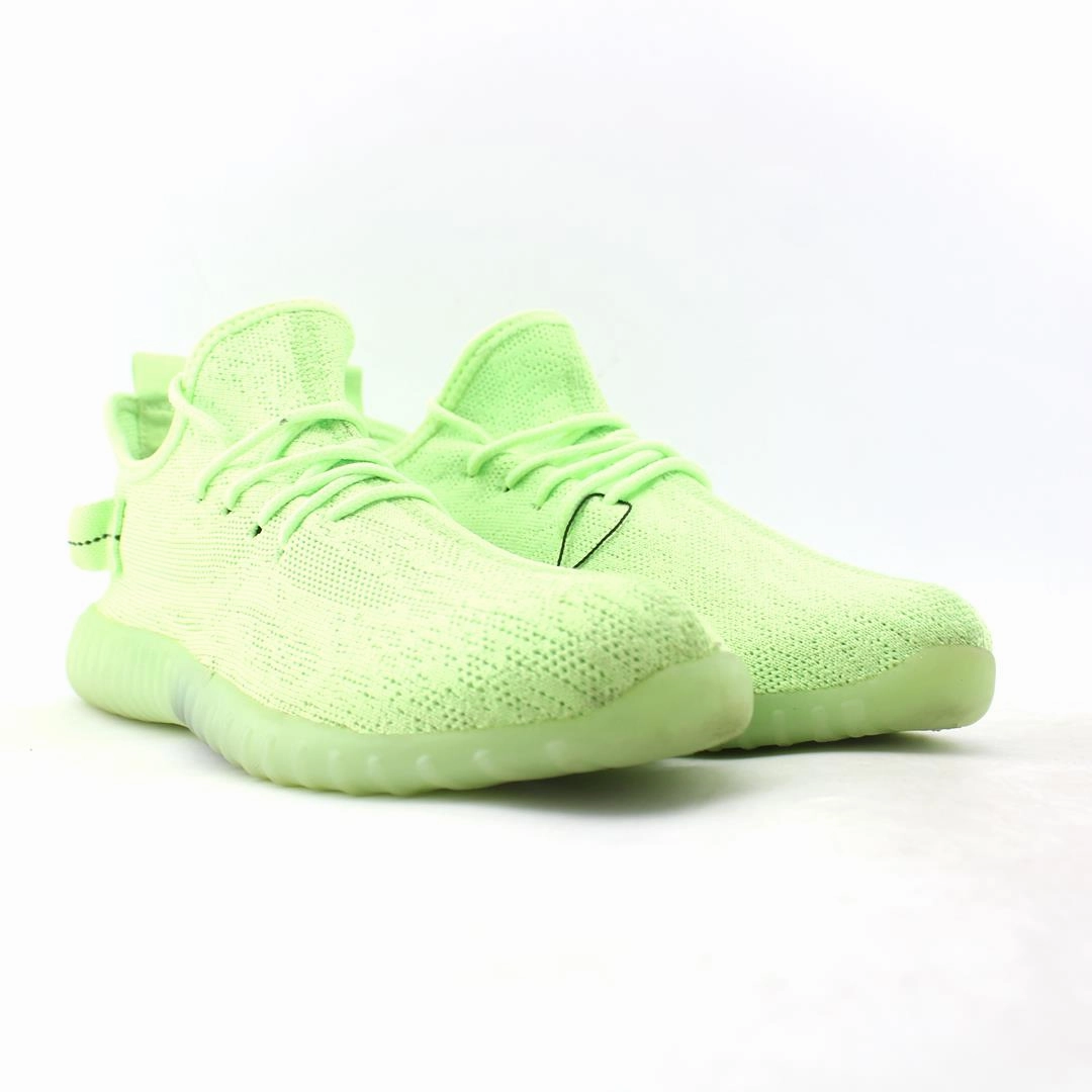 AMERICAN BRAND . classic styled shoe imagery