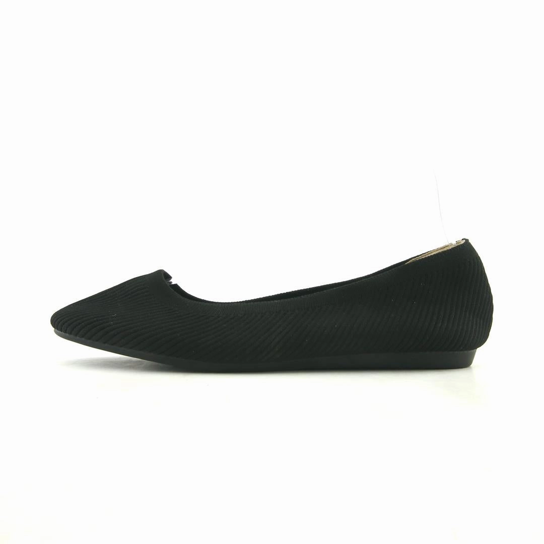 AMERICAN BRAND . classic styled shoe imagery