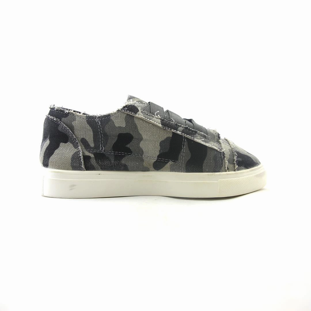 AMERICAN BRAND . outdoor ready shoe visuals