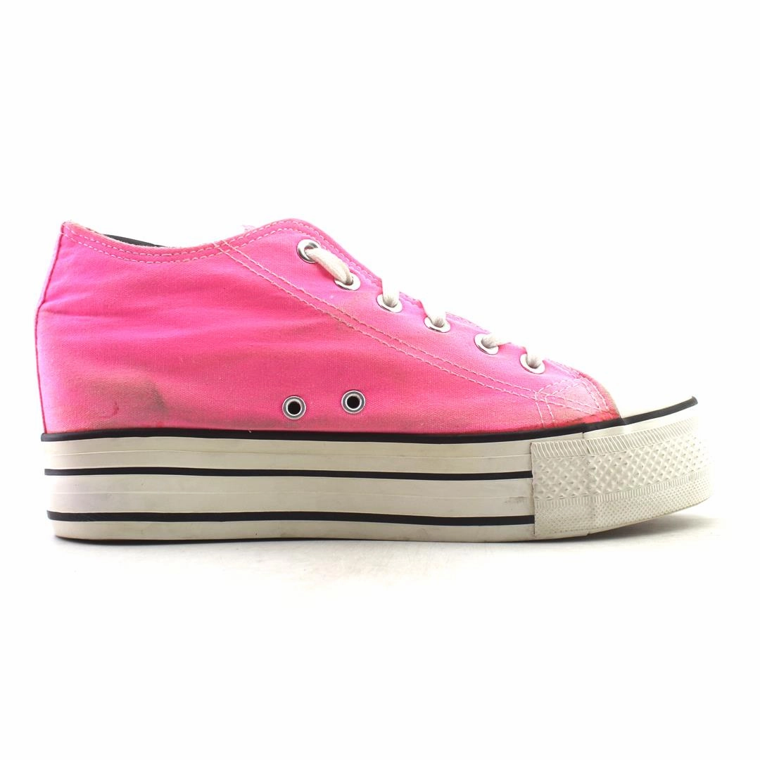 AMERICAN BRAND . outdoor ready shoe visuals