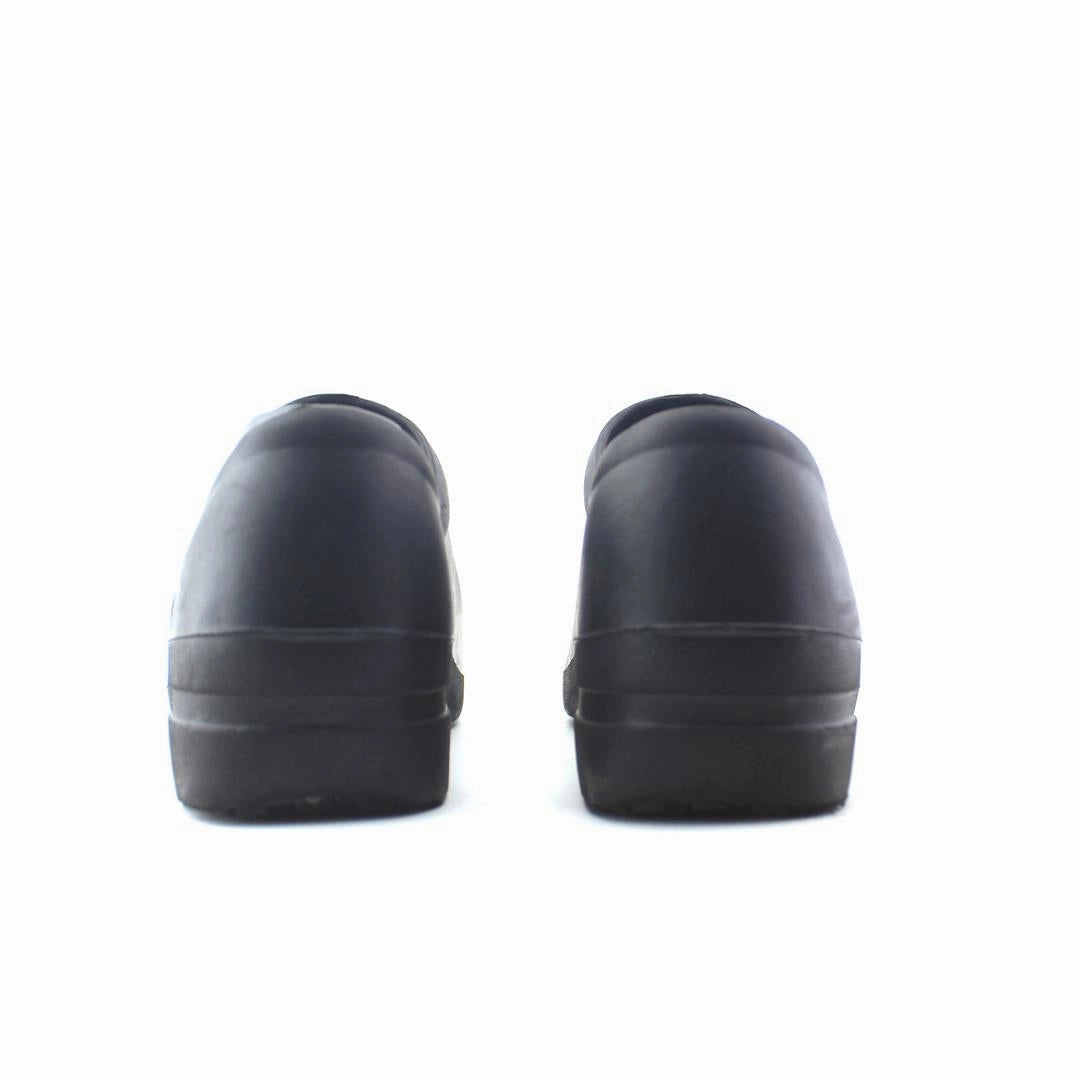 AMERICAN BRAND . outdoor ready shoe visuals
