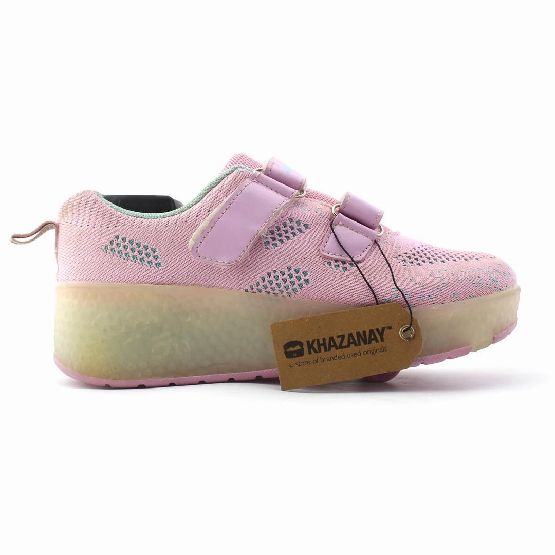 AMERICAN BRAND . outdoor ready shoe visuals