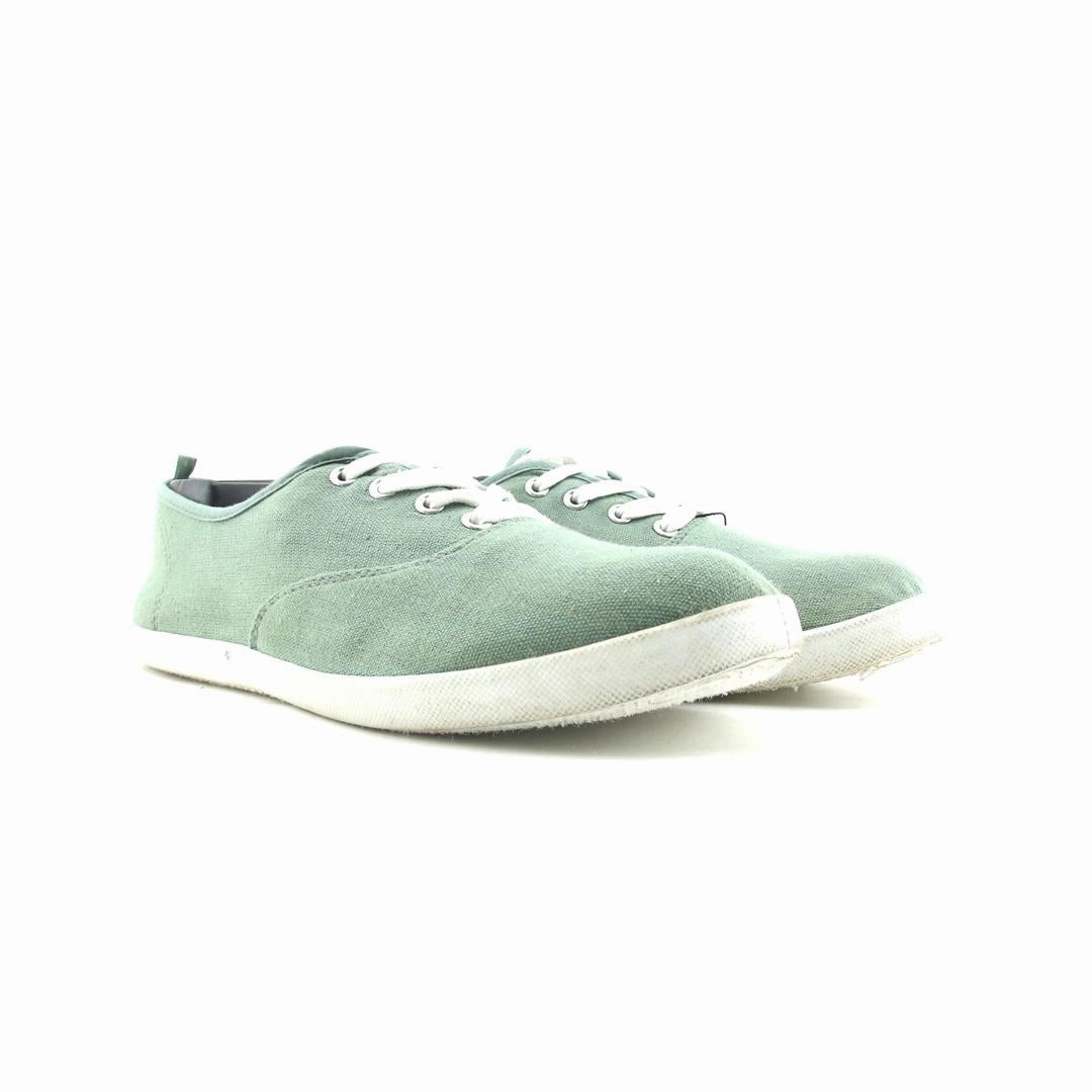 AMERICAN BRAND . outdoor ready shoe visuals