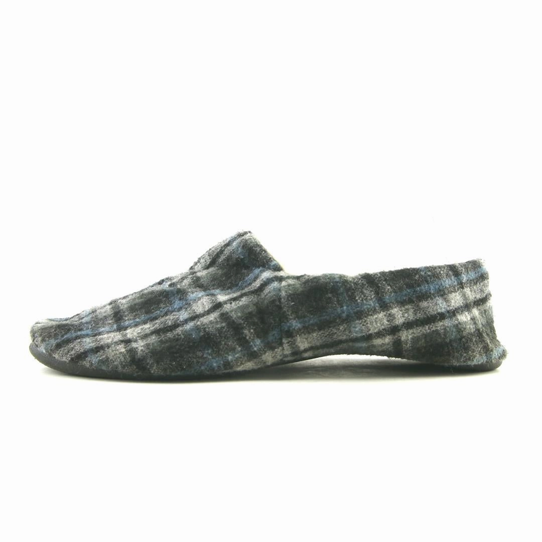 AMERICAN BRAND . outdoor ready shoe visuals