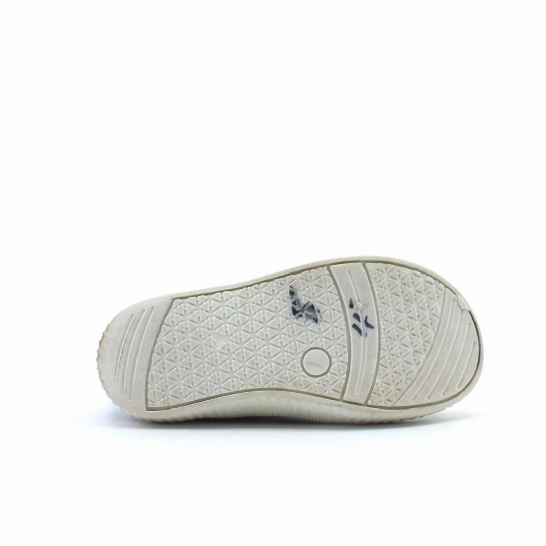 AMERICAN BRAND . outdoor ready shoe visuals