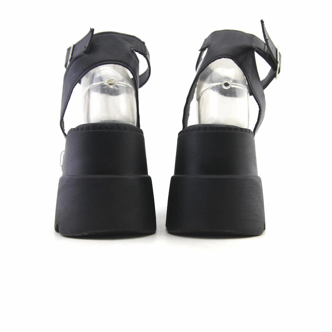 AMERICAN BRAND . outdoor ready shoe visuals