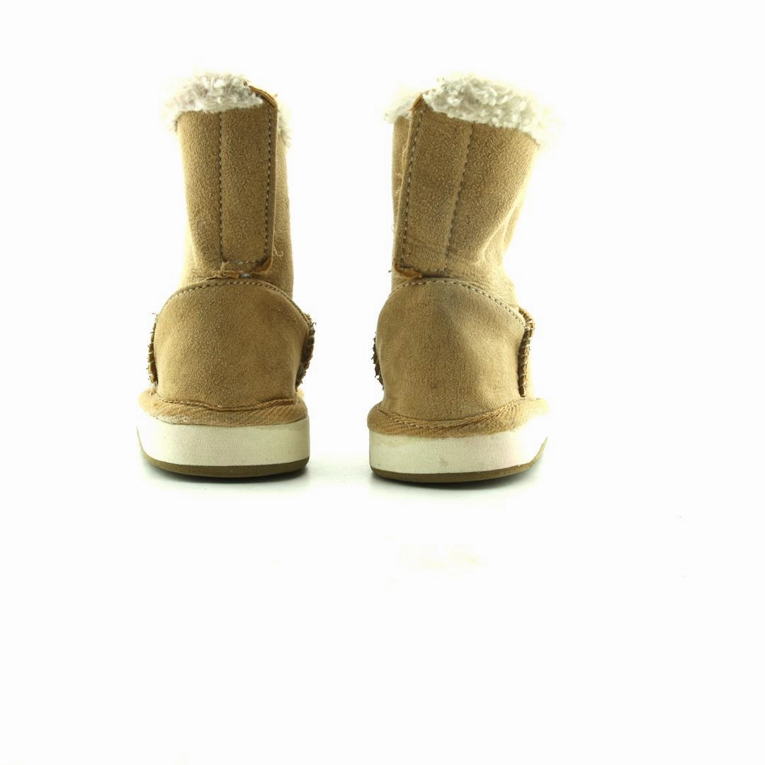 AMERICAN BRAND . outdoor ready shoe visuals
