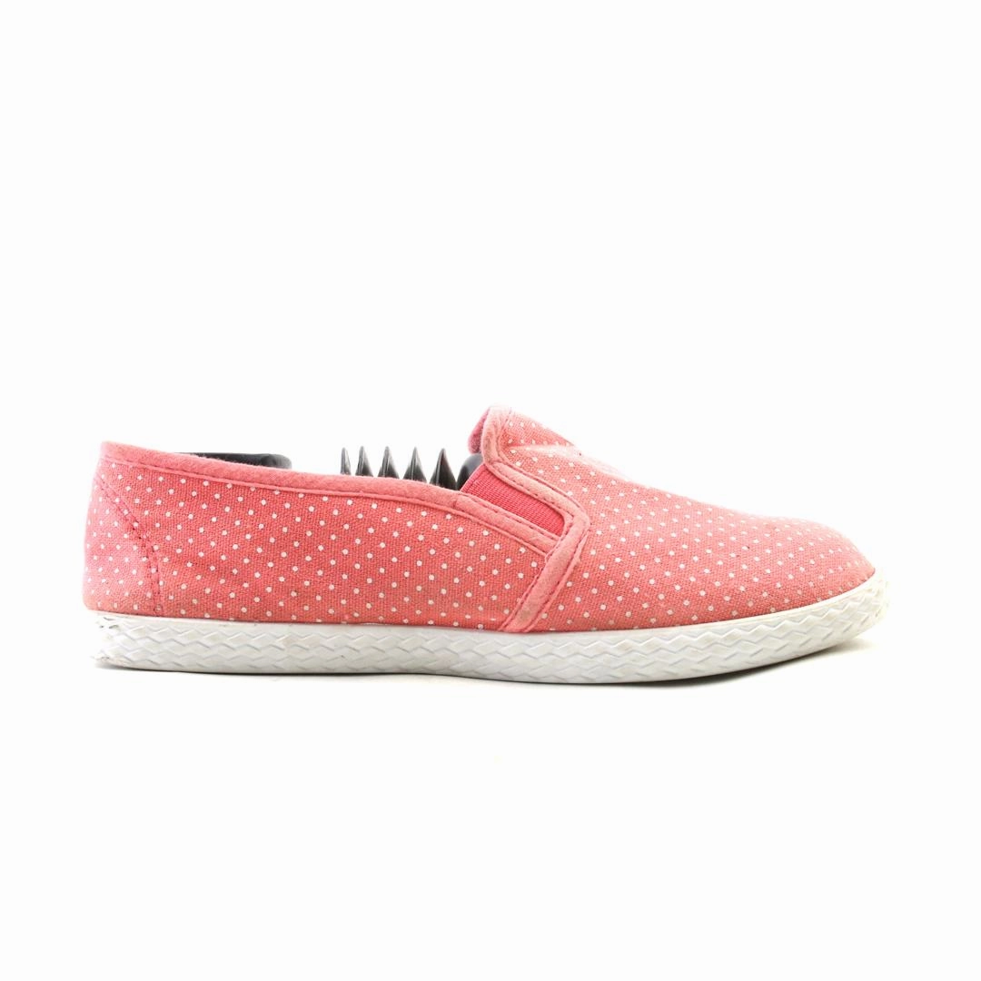 AMERICAN BRAND . outdoor ready shoe visuals