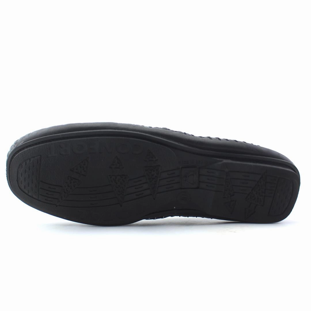 AMERICAN BRAND . outdoor ready shoe visuals