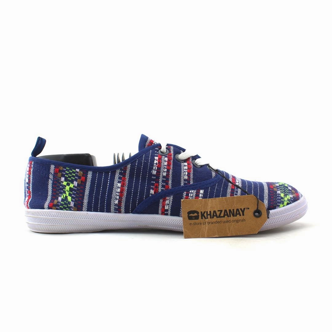 AMERICAN BRAND . outdoor ready shoe visuals