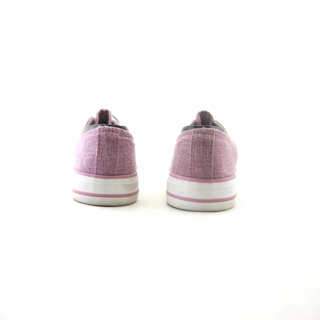 AMERICAN BRAND . outdoor ready shoe visuals