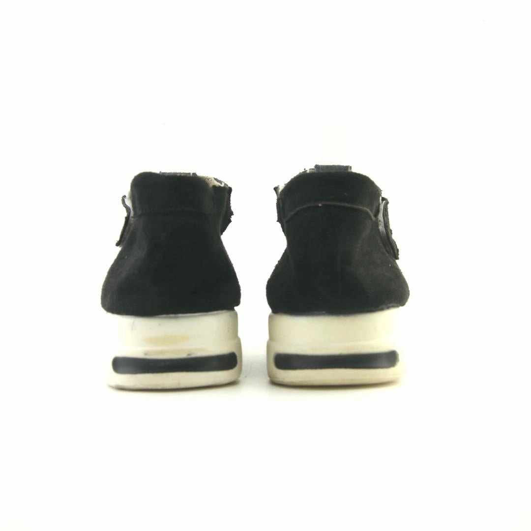 AMERICAN BRAND . outdoor ready shoe visuals