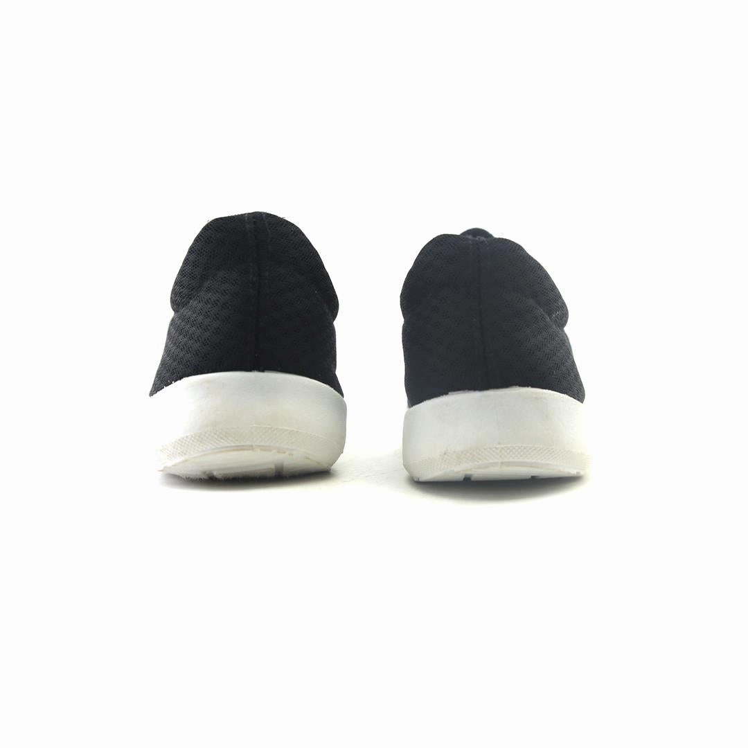 AMERICAN BRAND . outdoor ready shoe visuals