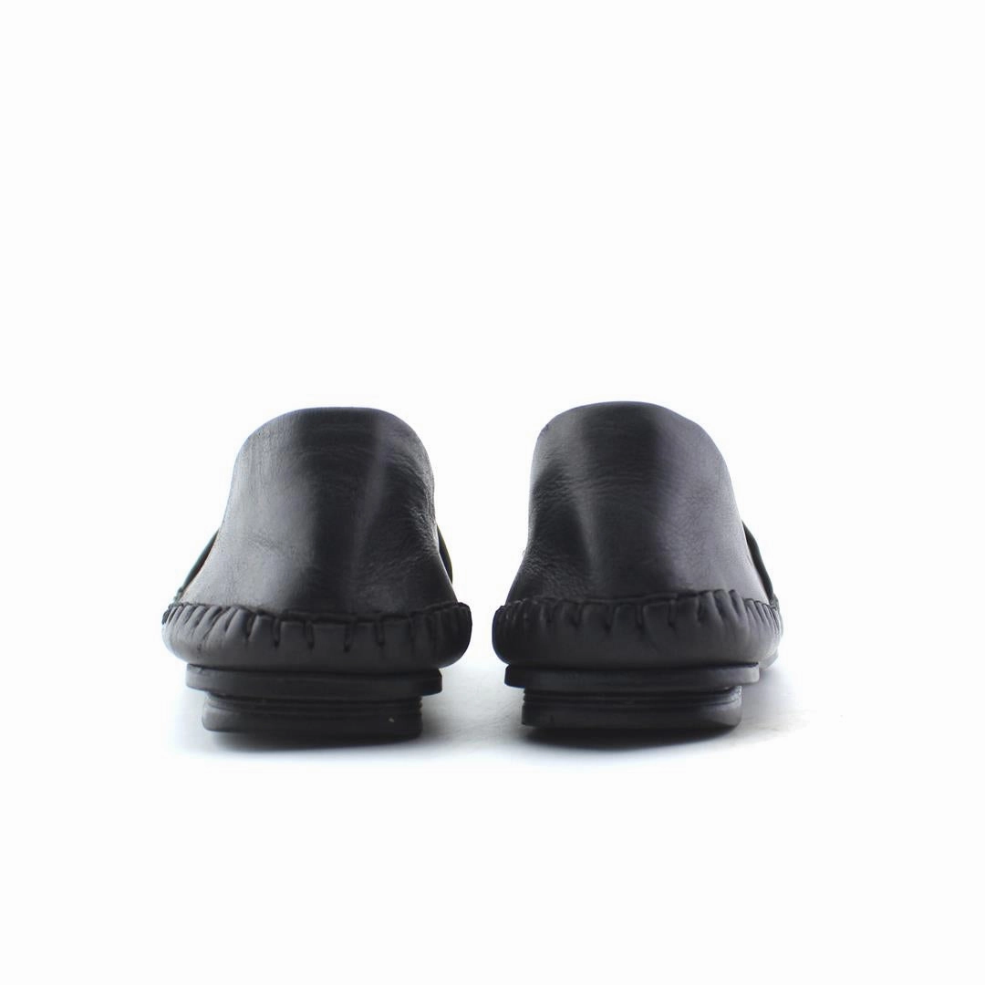 AMERICAN BRAND . outdoor ready shoe visuals