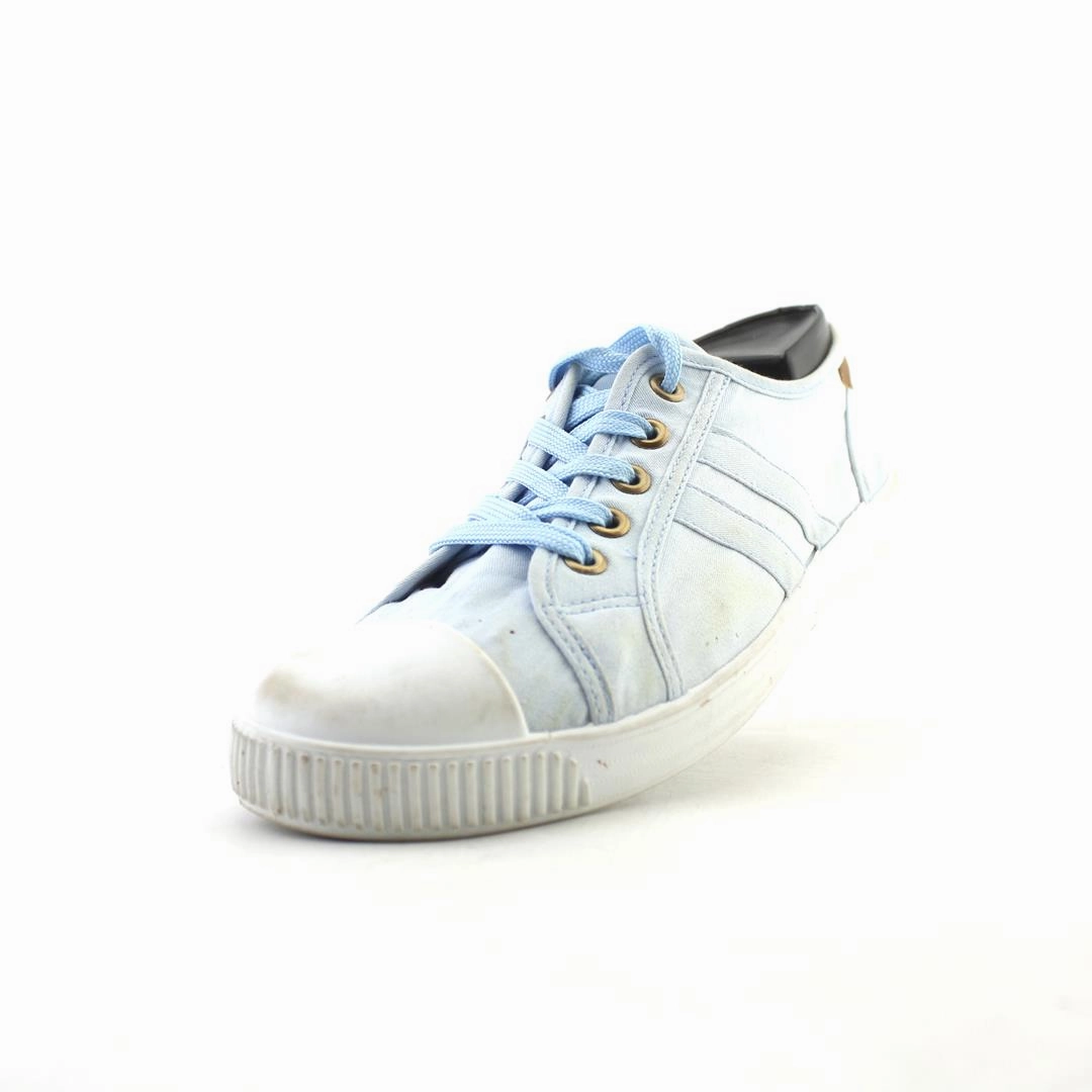 AMERICAN BRAND . outdoor ready shoe visuals
