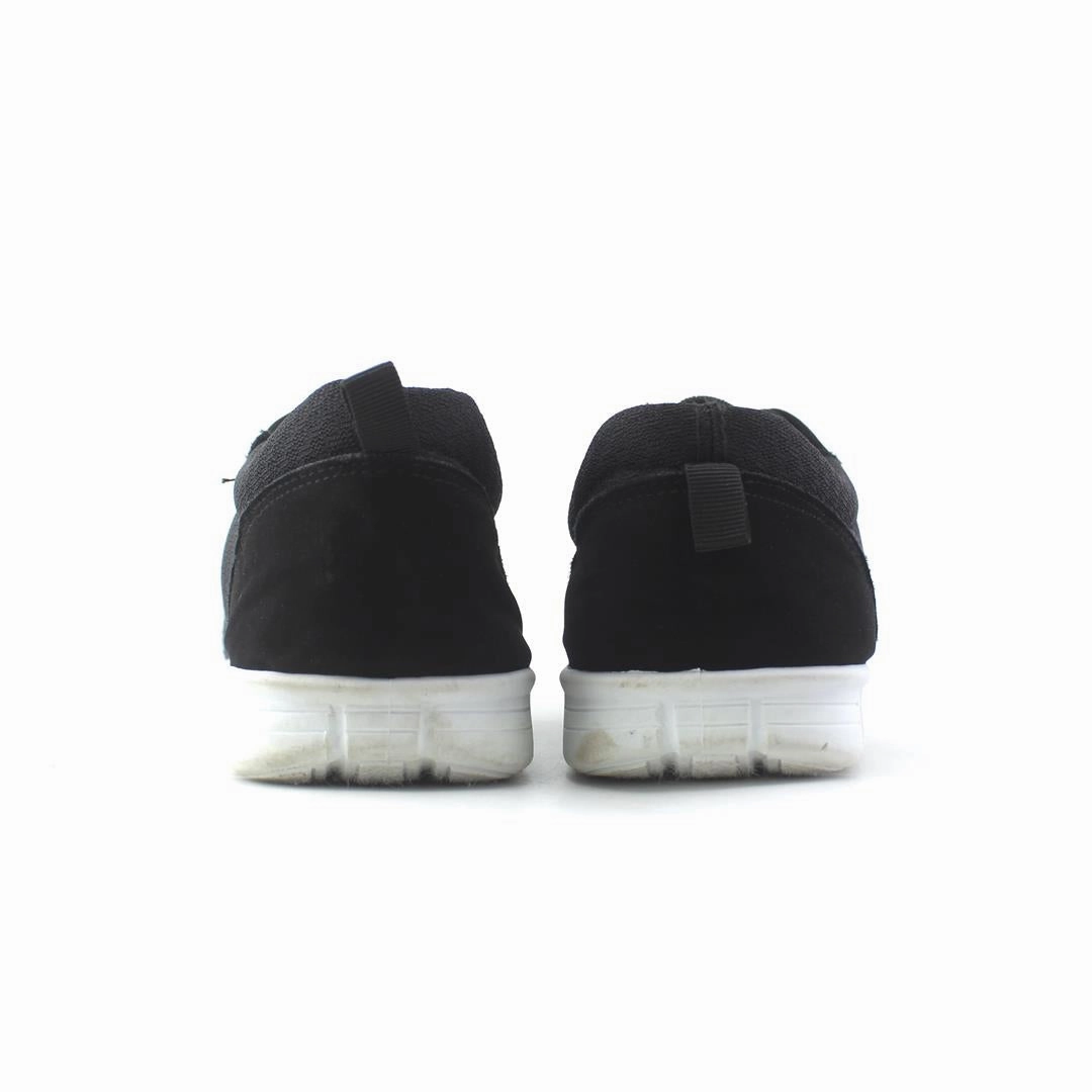AMERICAN BRAND . outdoor ready shoe visuals
