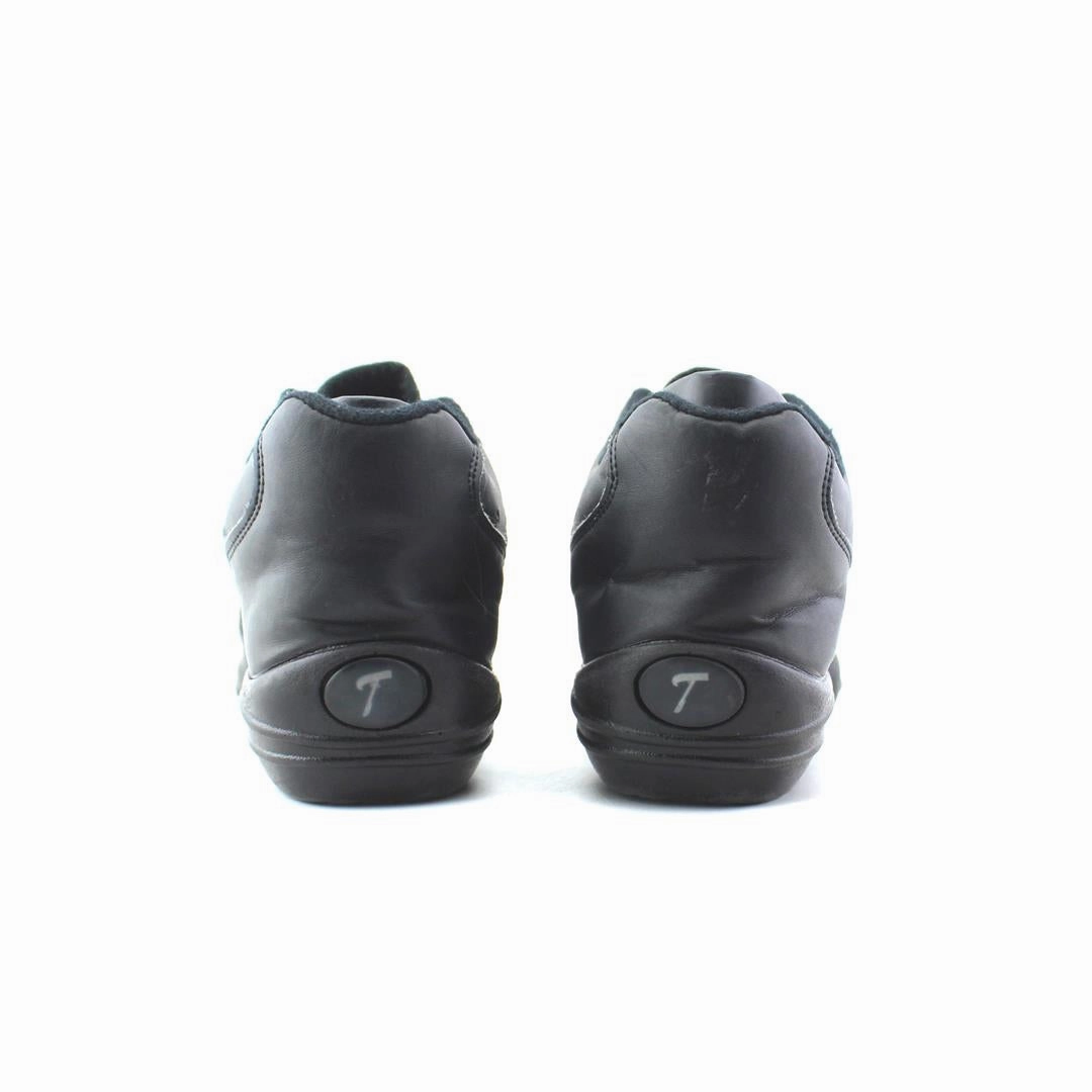 AMERICAN BRAND . outdoor ready shoe visuals