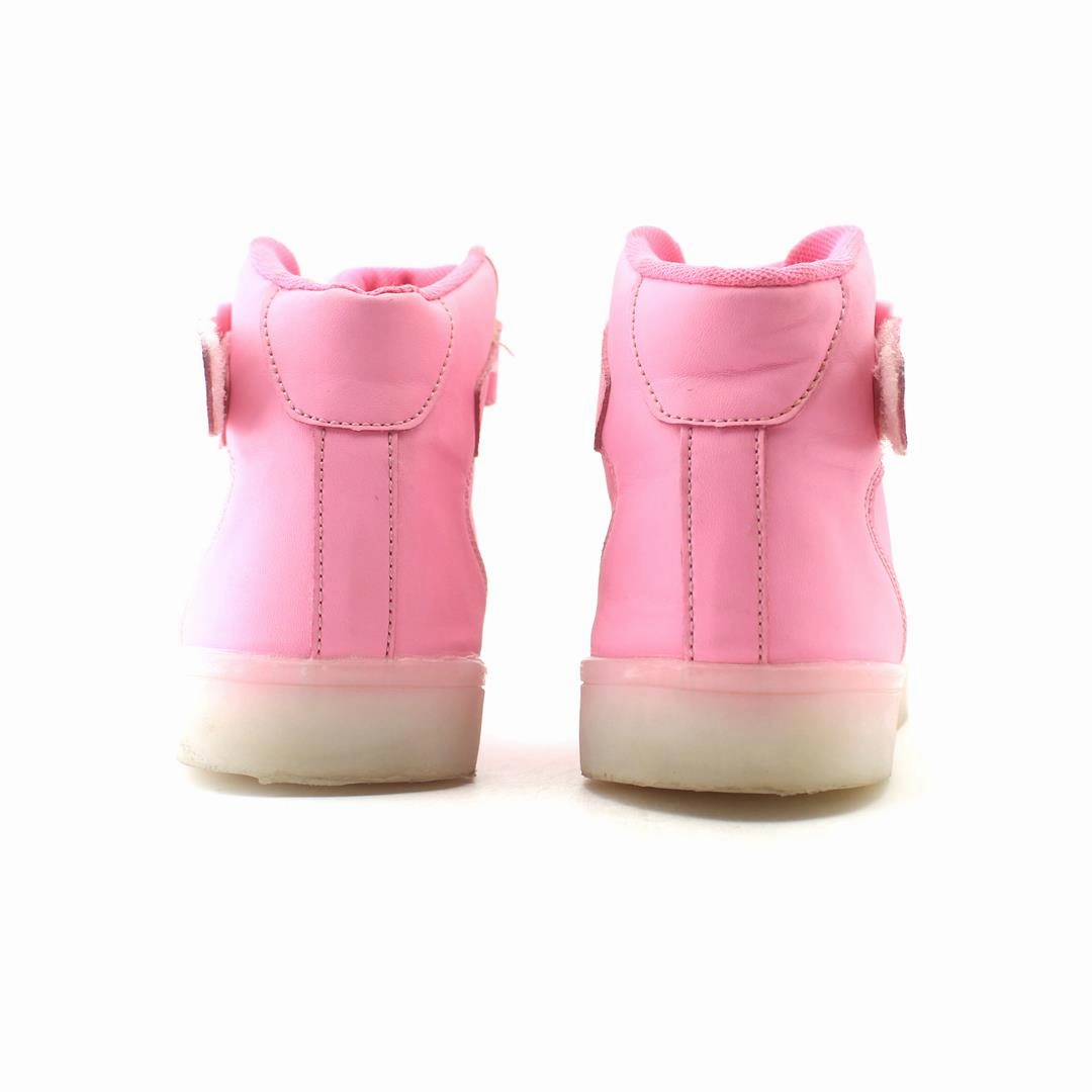 AMERICAN BRAND . outdoor ready shoe visuals