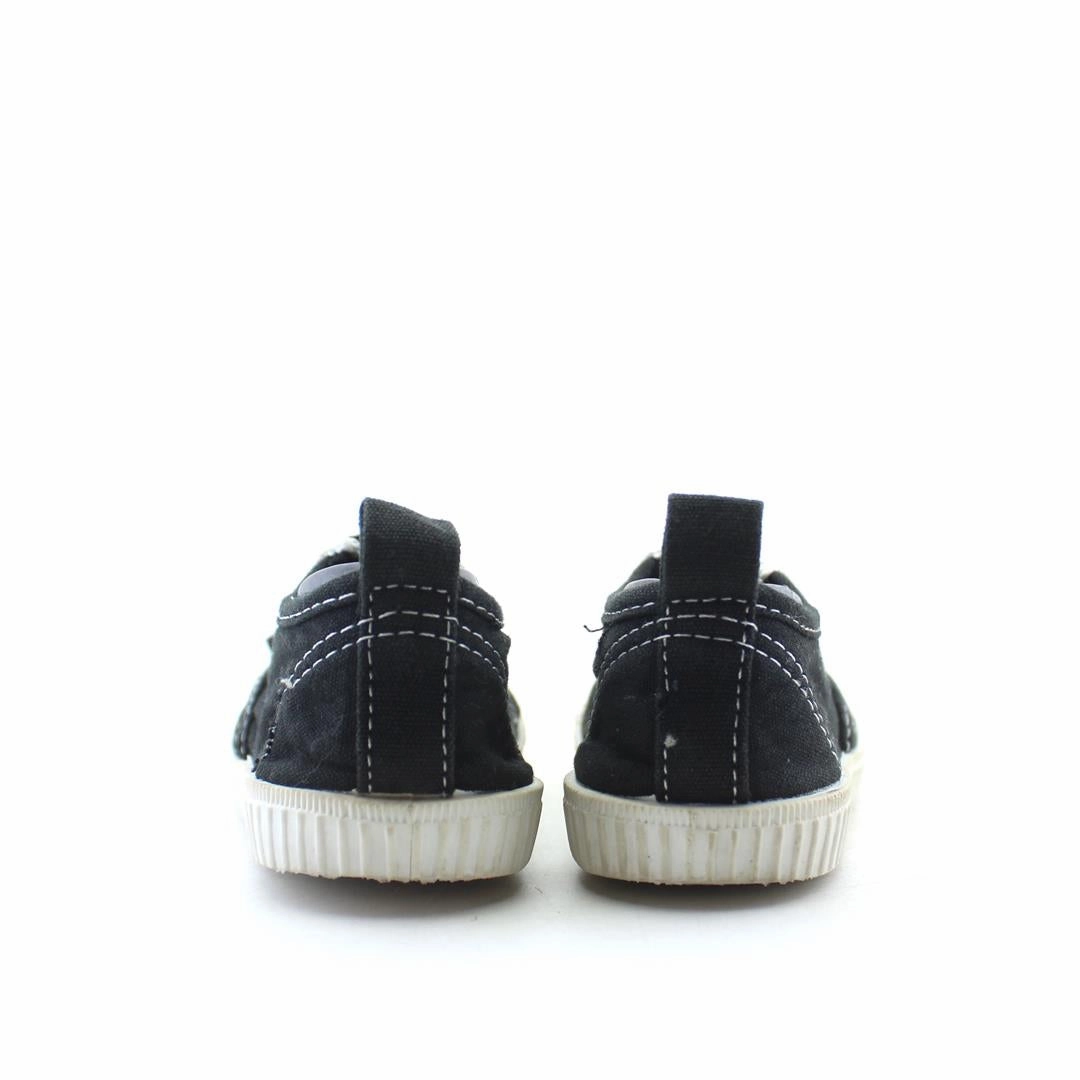 AMERICAN BRAND . outdoor ready shoe visuals