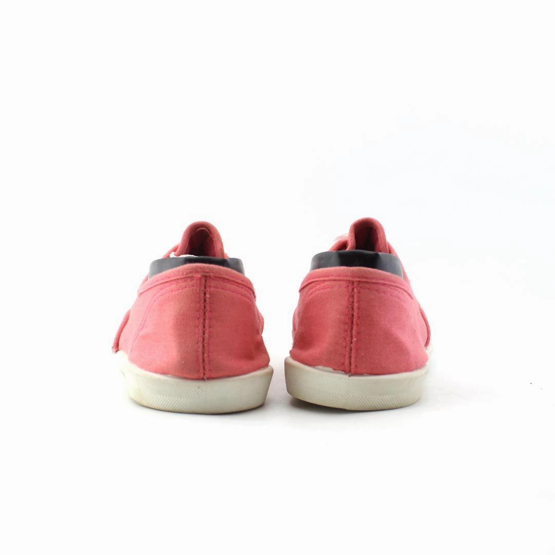 AMERICAN BRAND . outdoor ready shoe visuals