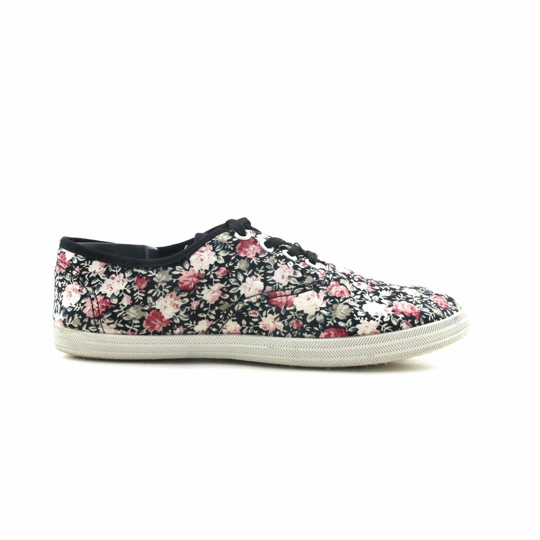 AMERICAN BRAND . outdoor ready shoe visuals