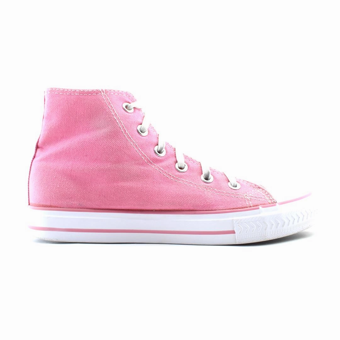 AMERICAN BRAND . outdoor ready shoe visuals