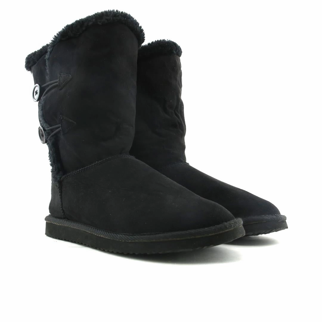AMERICAN BRAND . outdoor ready shoe visuals