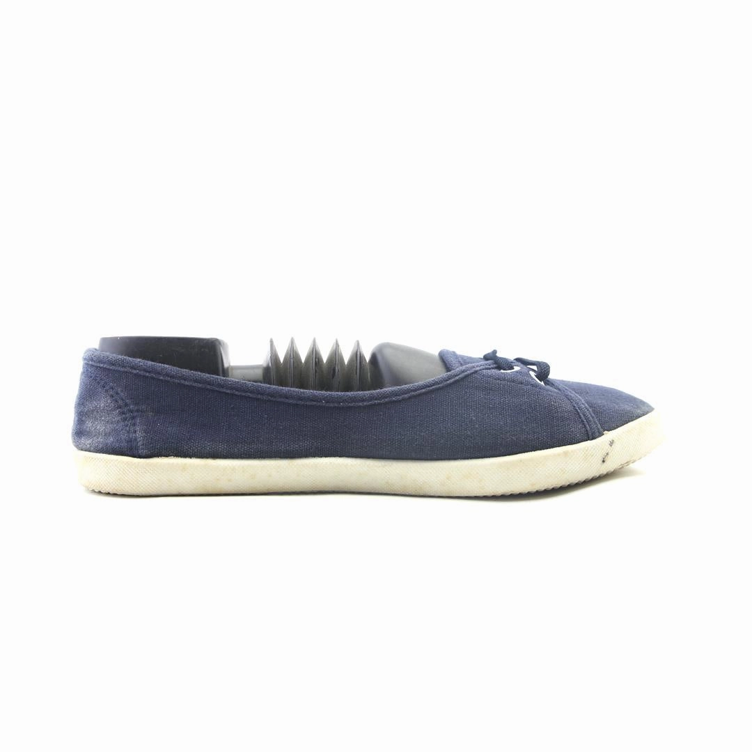 AMERICAN BRAND . outdoor ready shoe visuals