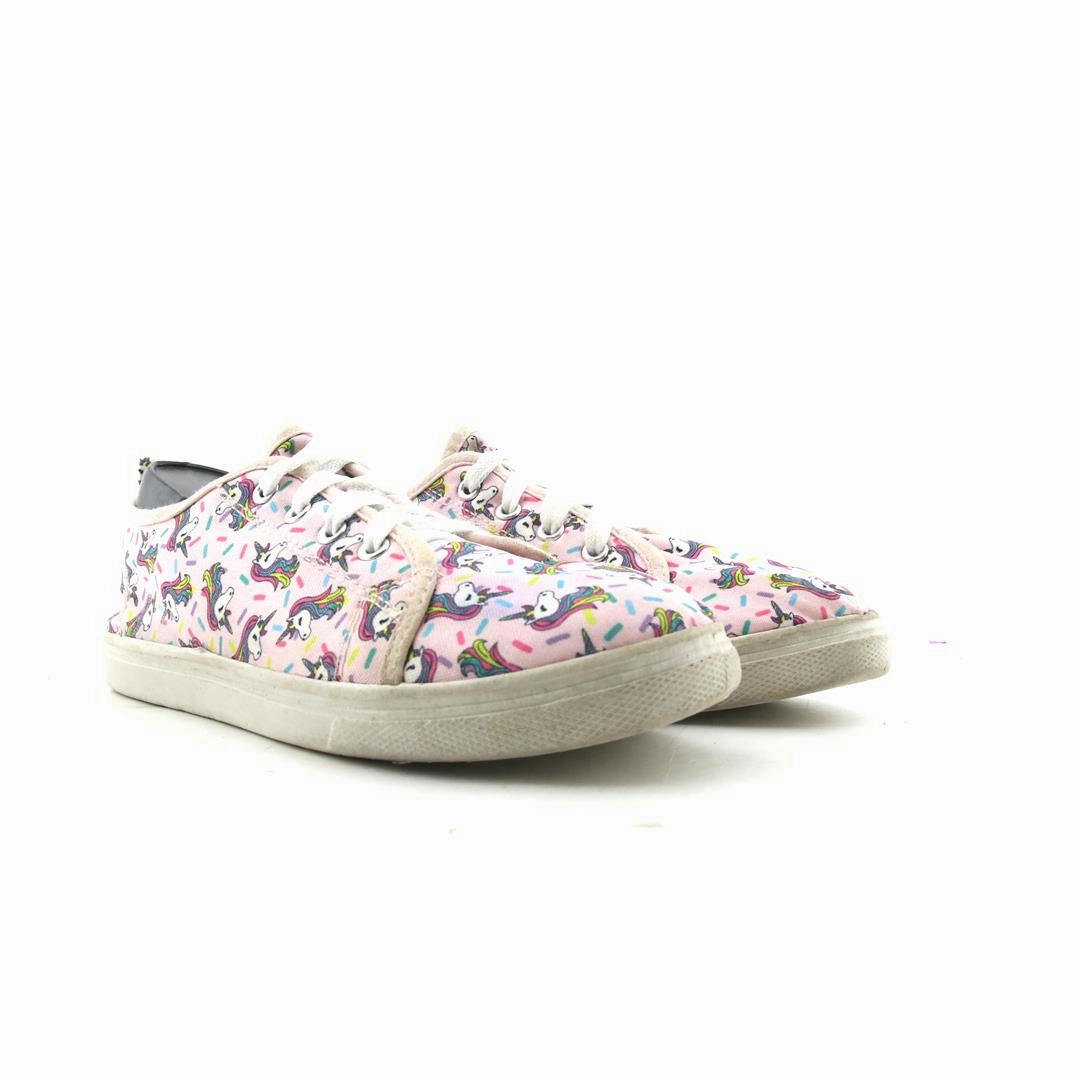 AMERICAN BRAND . outdoor ready shoe visuals