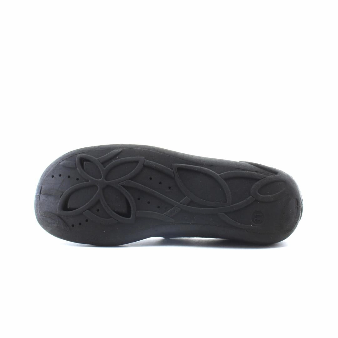 AMERICAN BRAND . outdoor ready shoe visuals