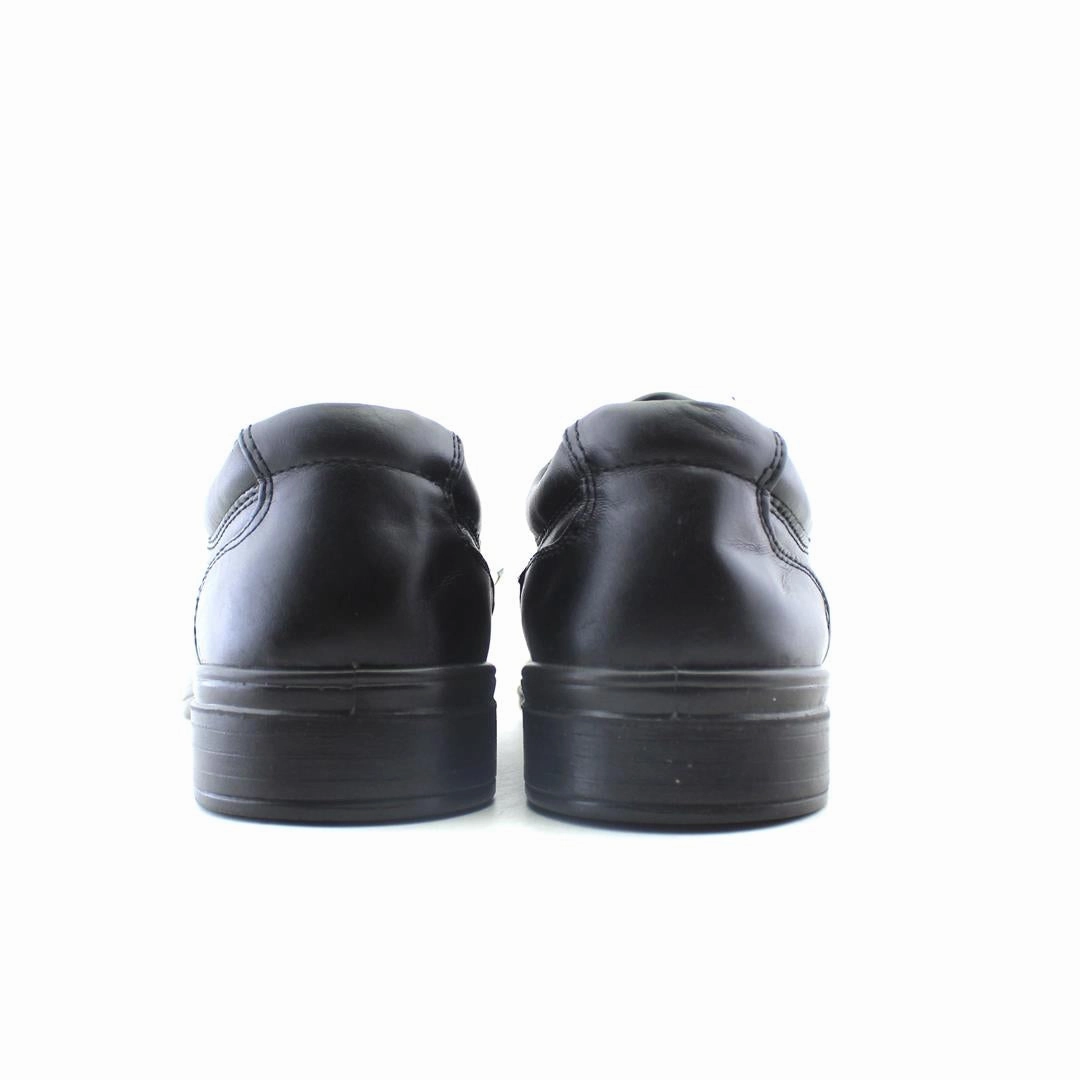 AMERICAN BRAND . outdoor ready shoe visuals