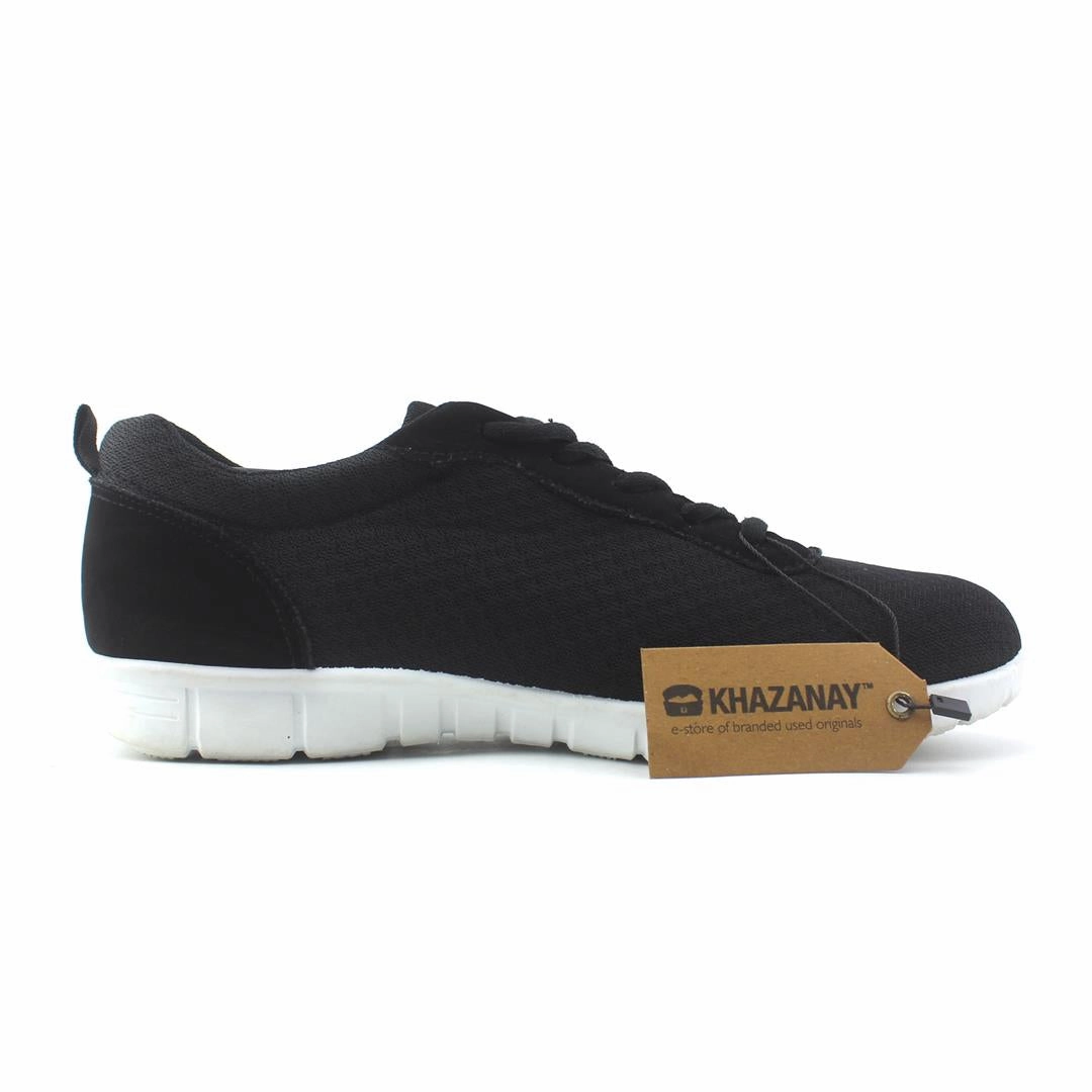 AMERICAN BRAND . outdoor ready shoe visuals