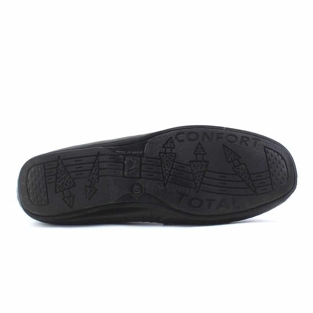 AMERICAN BRAND . outdoor ready shoe visuals