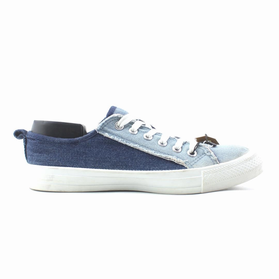 AMERICAN BRAND . outdoor ready shoe visuals