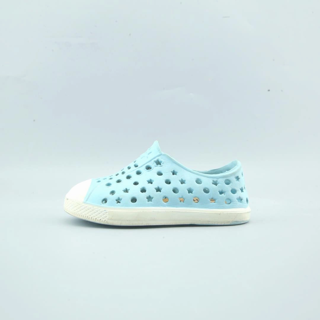 AMERICAN BRAND . simple casual shoe pictures