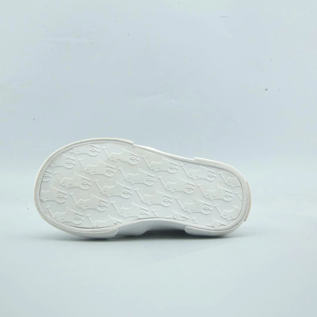 AMERICAN BRAND . simple casual shoe pictures