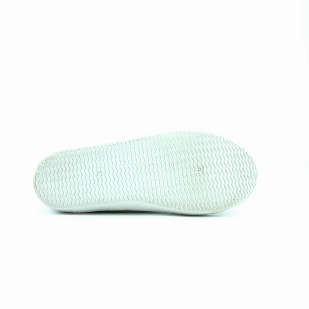 AMERICAN BRAND . simple casual shoe pictures