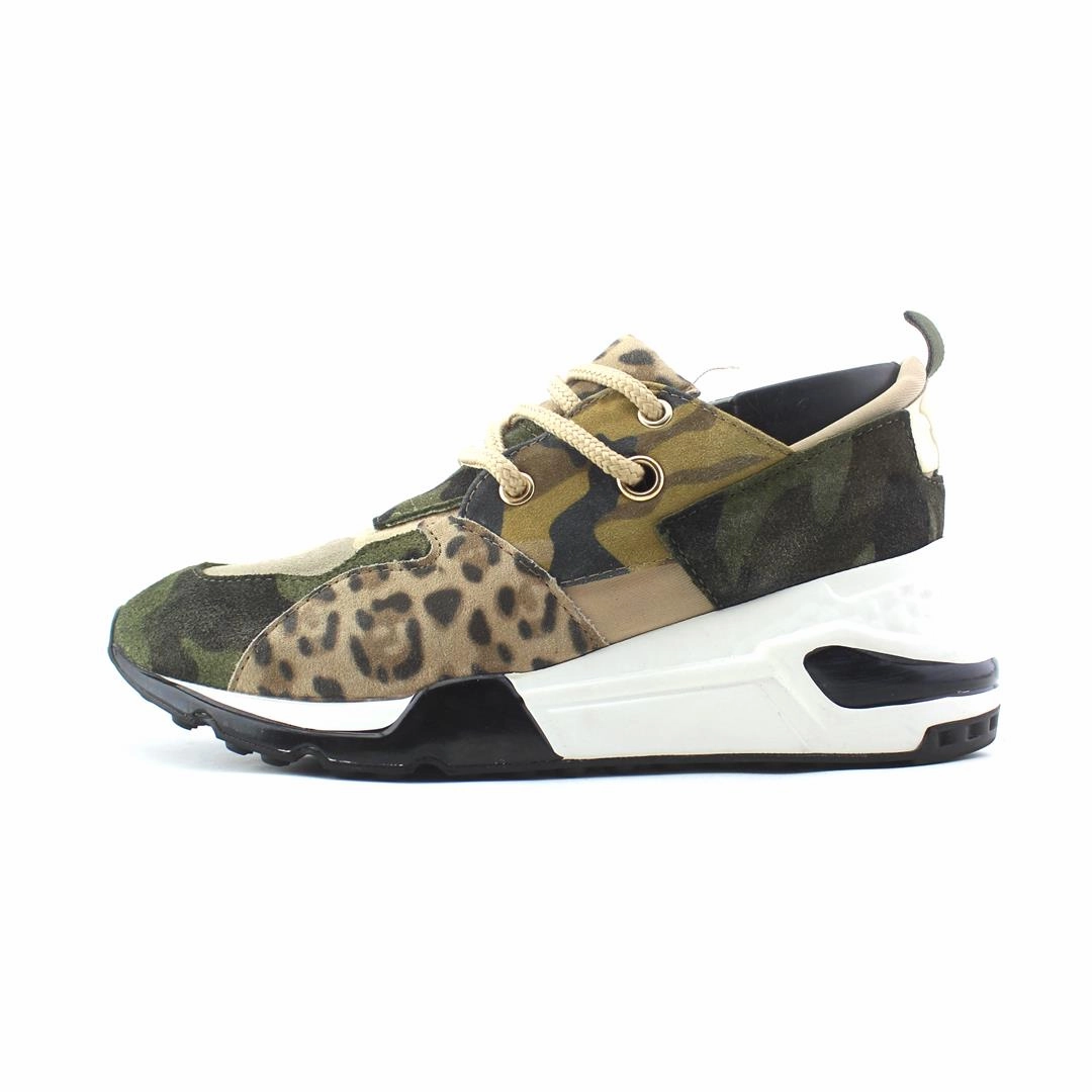 AMERICAN BRAND . American versatile shoes