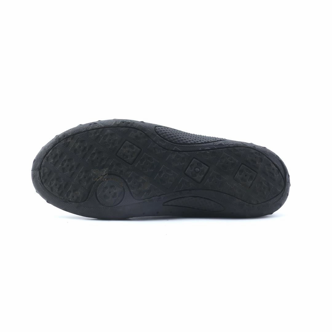 AMERICAN BRAND . simple casual shoe pictures