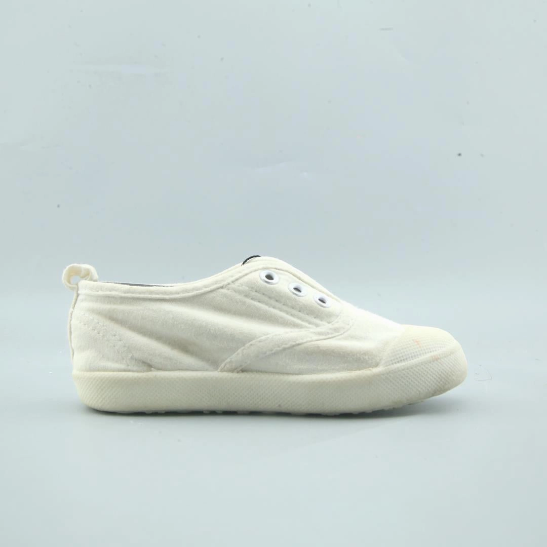 AMERICAN BRAND . simple casual shoe pictures