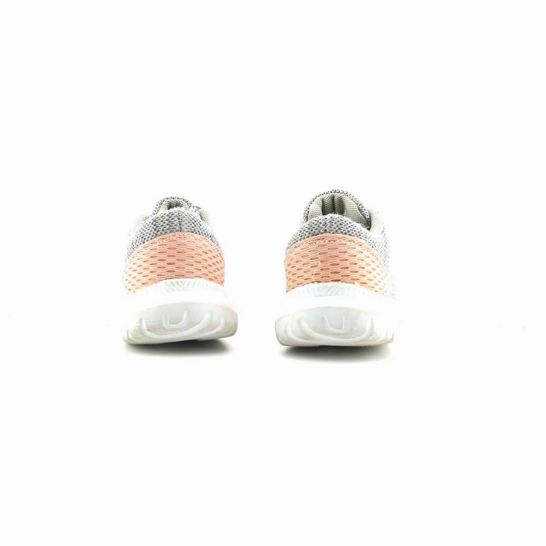 AMERICAN BRAND . simple casual shoe pictures