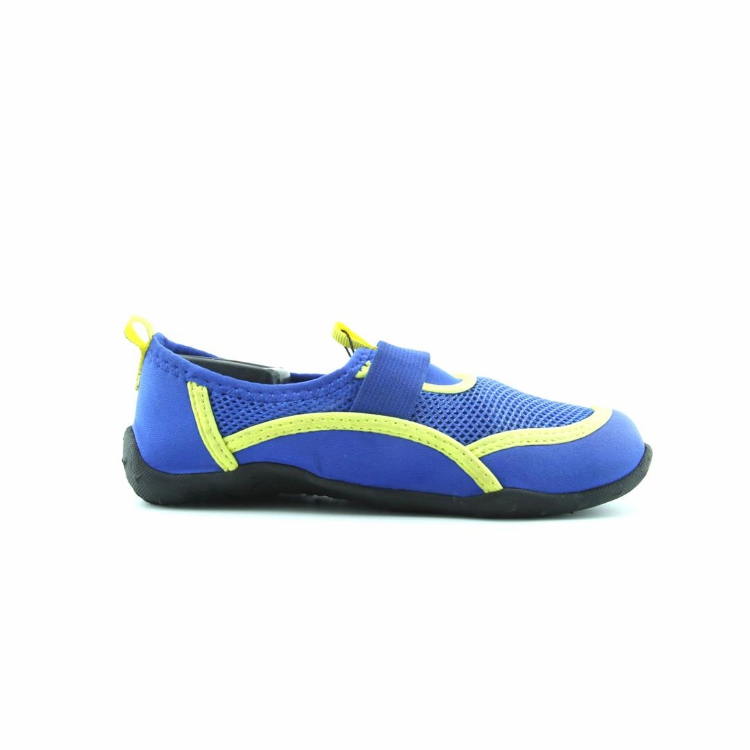 AMERICAN BRAND . simple casual shoe pictures