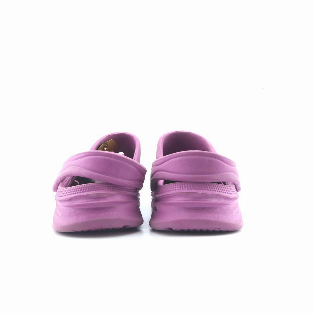 AMERICAN BRAND . simple casual shoe pictures